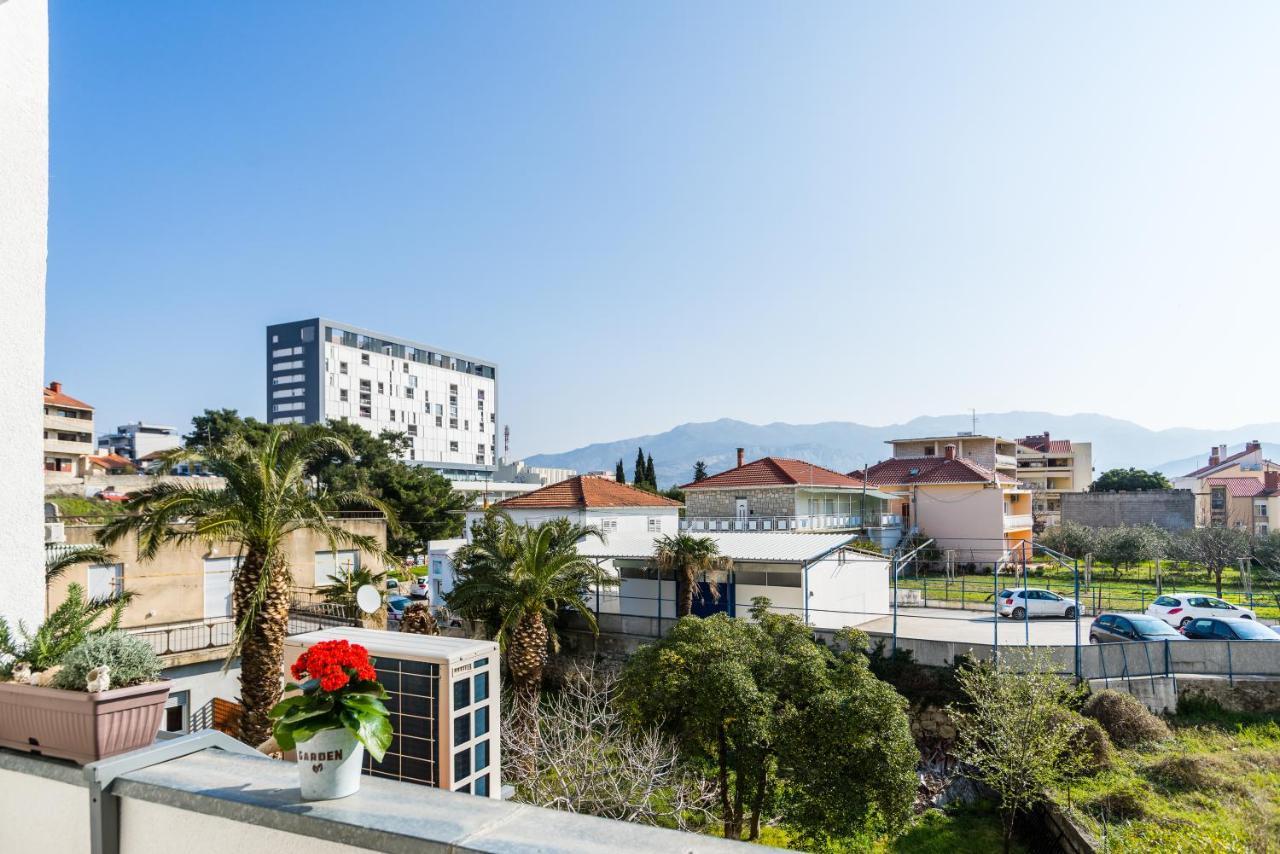Studio Apartment Romana Split Extérieur photo